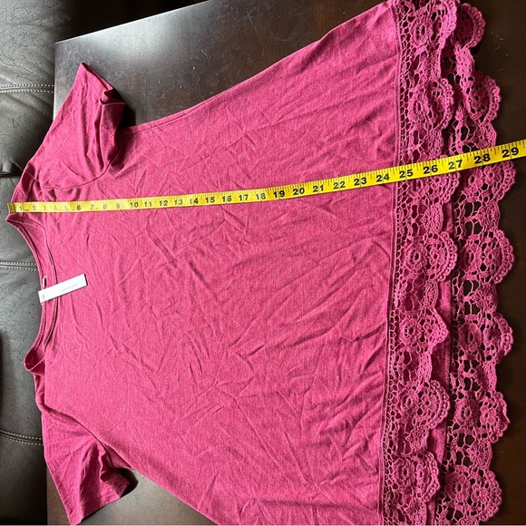 QIXING Short Sleeve Lace Trim Flower Top Red Tunic Blouse, Size L, NWT - Picture 7 of 10